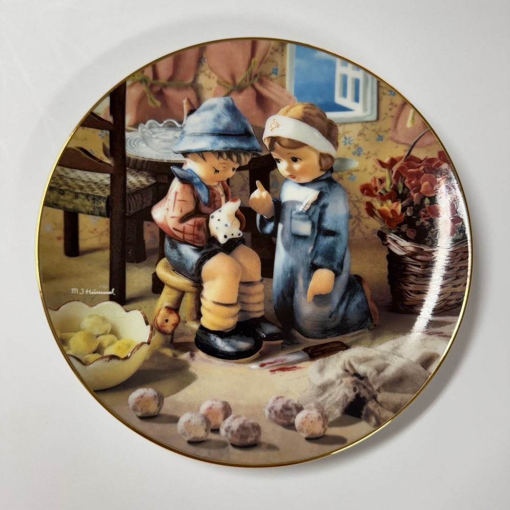 Hummel Tender Loving Care Collector Plate Danbury Mint Little Companions‎